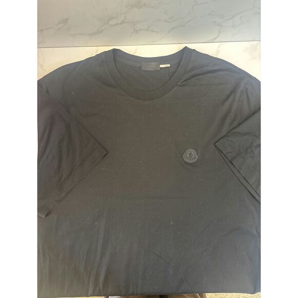 Moncler T-Shirt in Black with Logo - Picture 1 of 3